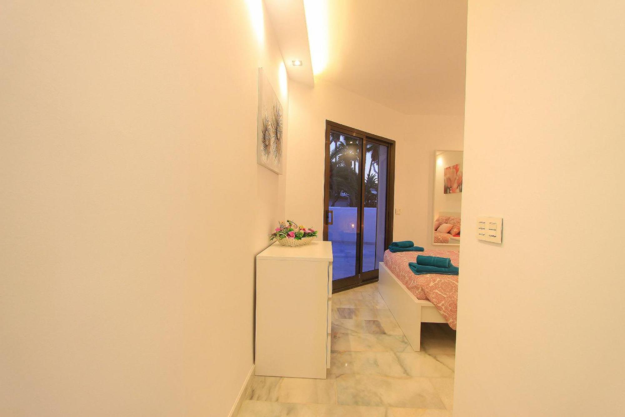 1108 Beachfront 2 Apartments With Roofterrace 80Mtrgt Beach 3 Pools Μαρμπέλλα Εξωτερικό φωτογραφία