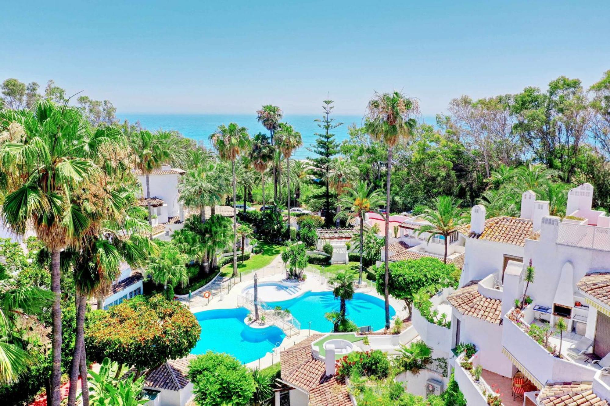 1108 Beachfront 2 Apartments With Roofterrace 80Mtrgt Beach 3 Pools Μαρμπέλλα Εξωτερικό φωτογραφία